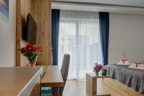 Studio | Babybetten, kostenloses WLAN, Bettwäsche