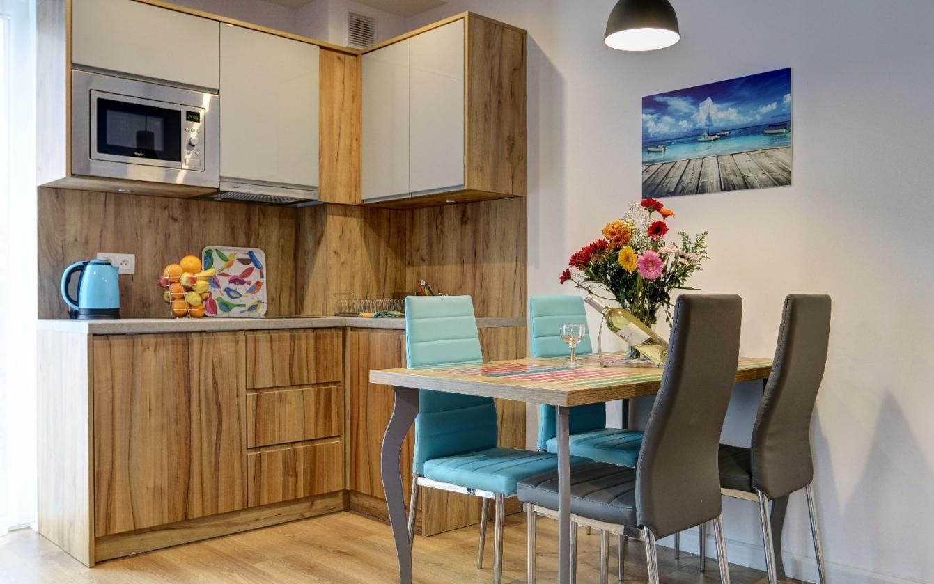 Apartment, 1 Bedroom | Cribs/infant beds, free WiFi, bed sheets