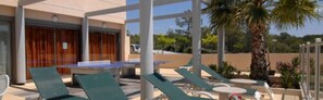 Sundeck
