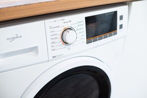 City House, 3 Bedrooms | Private kitchen