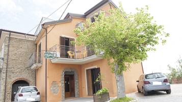 Facciata della struttura