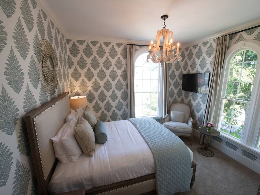 Room 7 | Individually decorated, individually furnished, blackout drapes