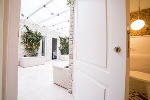 Standard Room, 1 King Bed, Ensuite, Courtyard View | View from room - Villa Ascosa (Trani)