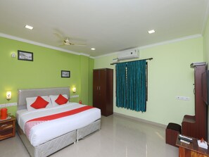 Double or Twin Room | Free WiFi - OYO 970 MNR Grand (Chennai)