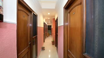 Lorong