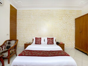 Double or Twin Room | Free WiFi