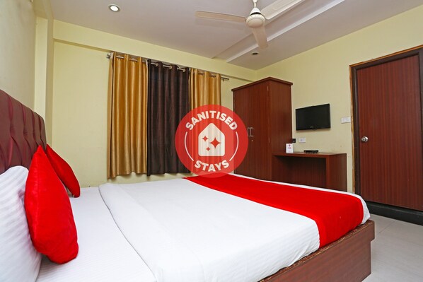 Free WiFi, bed sheets