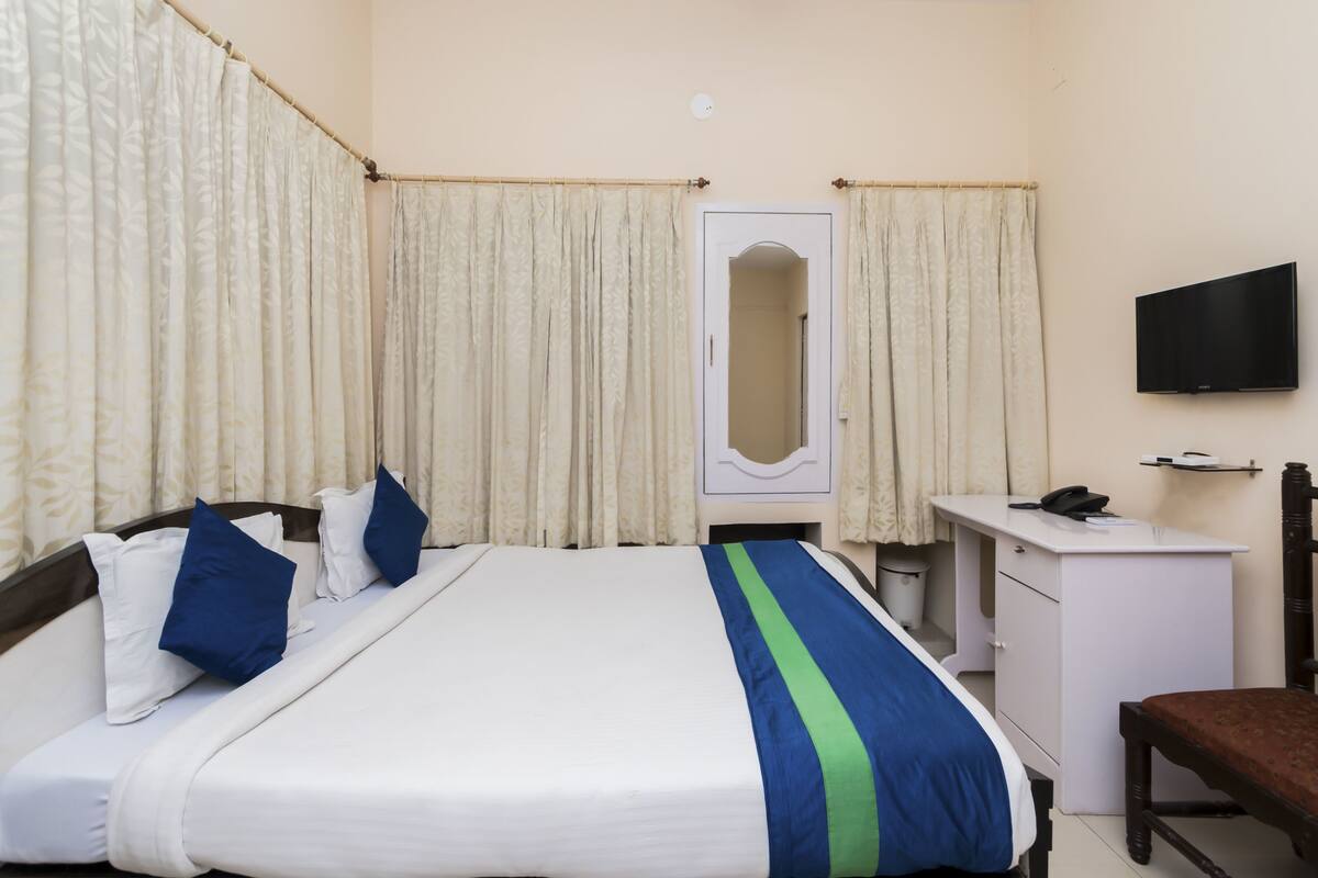 Double or Twin Room | Free WiFi