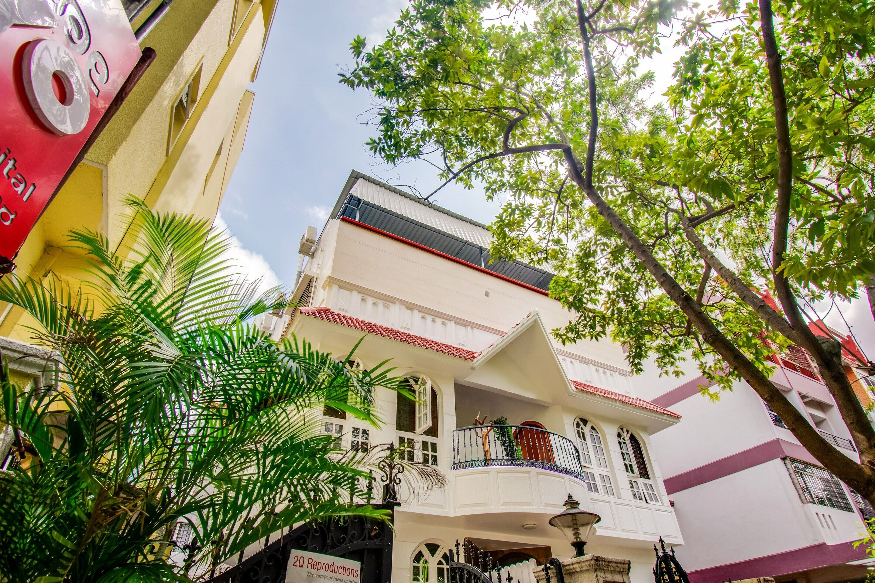 المنشأة من الخارج