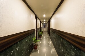 Lobby - OYO 2760 Hotel Chanakya (Indore)
