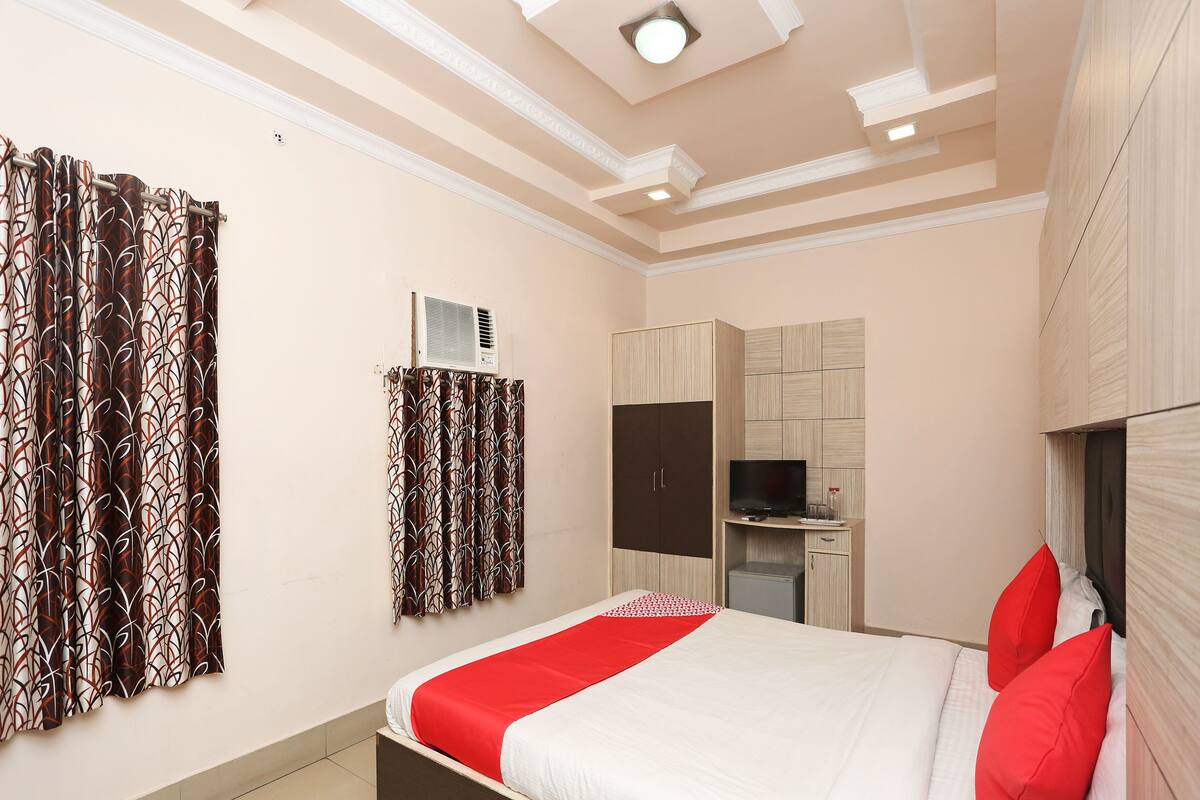 Double or Twin Room | Free WiFi