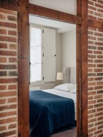 Hector - One Bedroom Apartment | 1 bedroom, minibar, desk, soundproofing