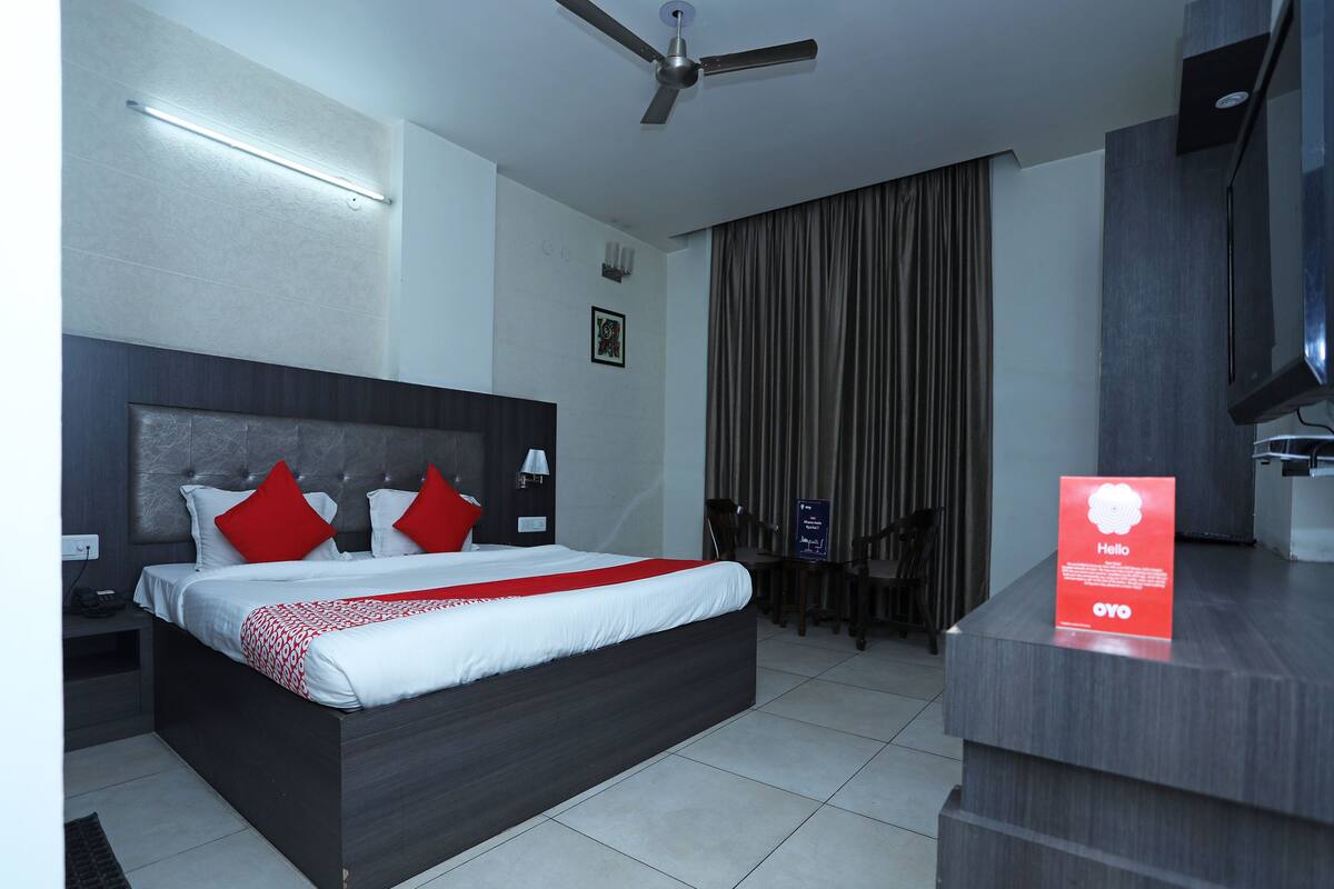 Double or Twin Room | Free WiFi