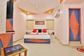Double or Twin Room | Free WiFi, bed sheets