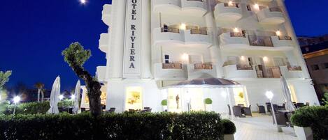 Front of property - evening/night