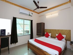 Double or Twin Room - OYO 12536 Garden Plaza (Puri)