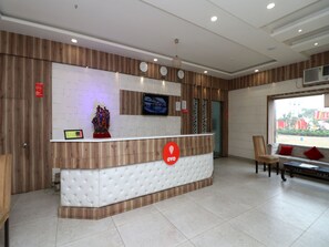 Reception - OYO 8620 Sparsh Hotels and Resorts (Bareilly)