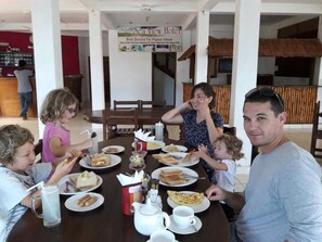 Restaurant - Sea View Beach Hotel (Nilaveli)