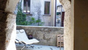 Unclassified image, 2 of 24, button - Casa Gianna (Mergozzo)