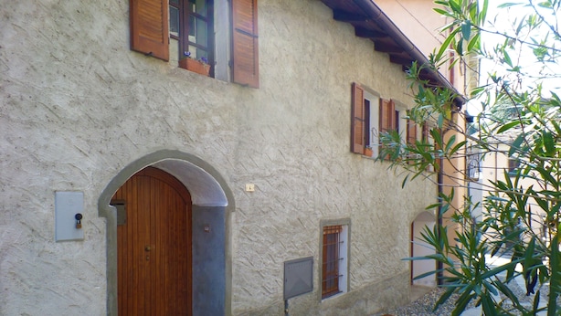 Unclassified image, 1 of 24, button - Casa Gianna (Mergozzo)