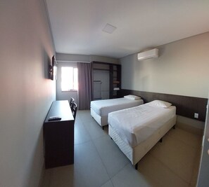 Standard Twin Room, 2 Twin Beds | Desk, blackout drapes, free WiFi