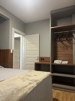 Apartamento básico | 1 quarto, roupas de cama premium, escrivaninha