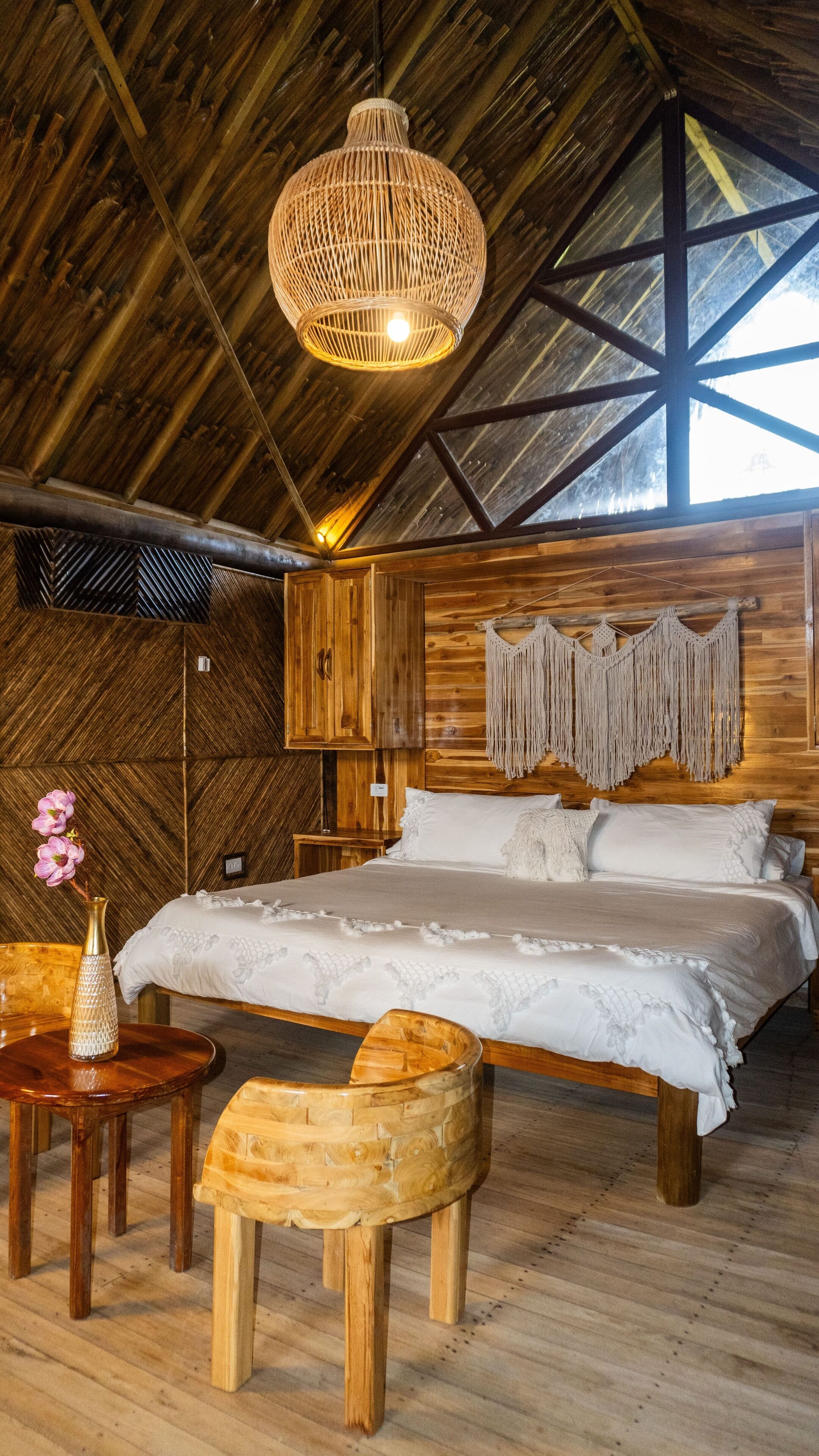 Panoramic Suite | Premium bedding, down duvets, Select Comfort beds, minibar