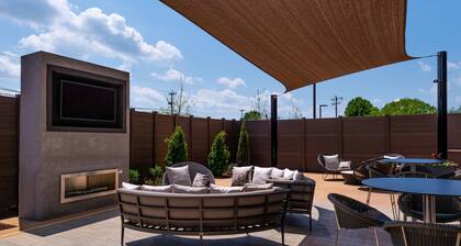 Courtyard by Marriott Charlotte Northlake