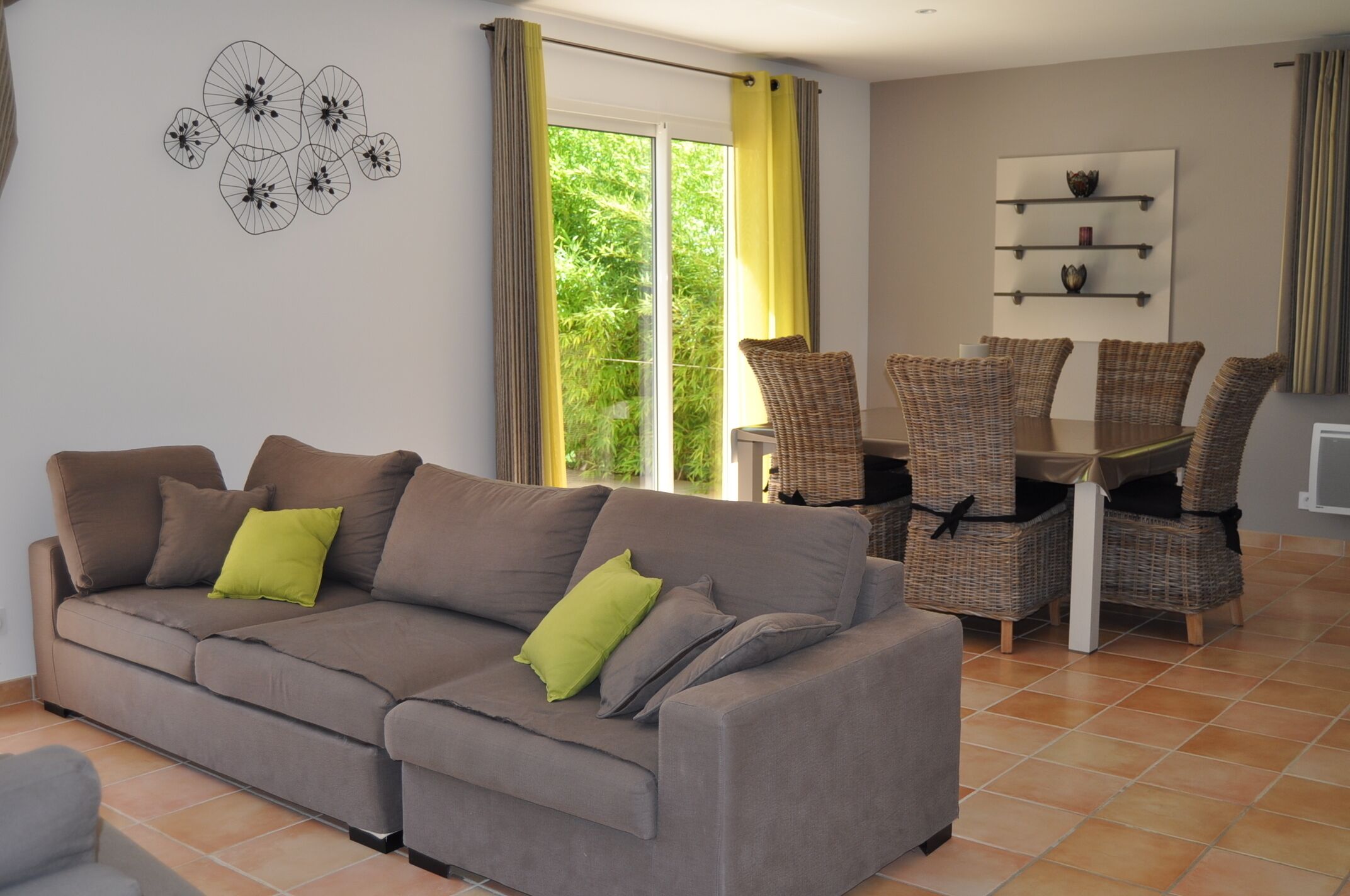 TV, fireplace, DVD player, ping pong