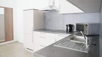 Căn hộ dành cho gia đình, 1 phòng ngủ, không hút thuốc, ban công | Bếp nhỏ riêng | Tủ lạnh