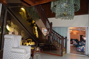 Resepsionis spa
