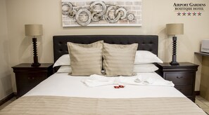 DeLuxe Self Catering - Airport Garden Boutique Hotel (Boksburg)
