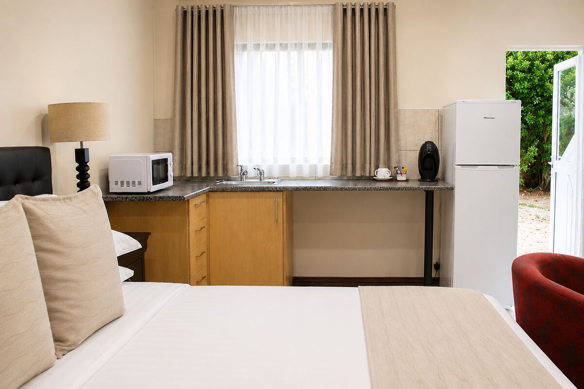 DeLuxe Self Catering | Comodidades do quarto