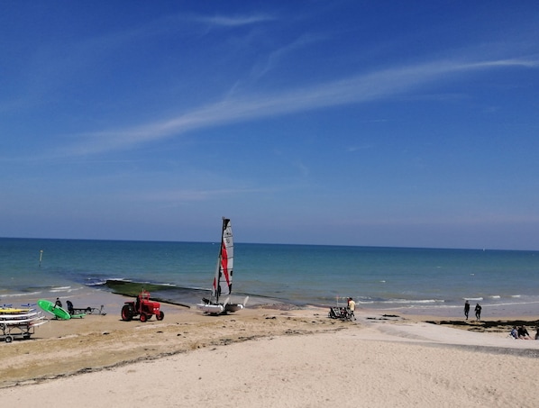 Beach nearby, sun loungers