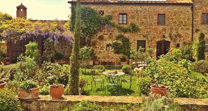 Villa de Charme, grande piscine et jardin, prĂšs de Sienne, Chianti
