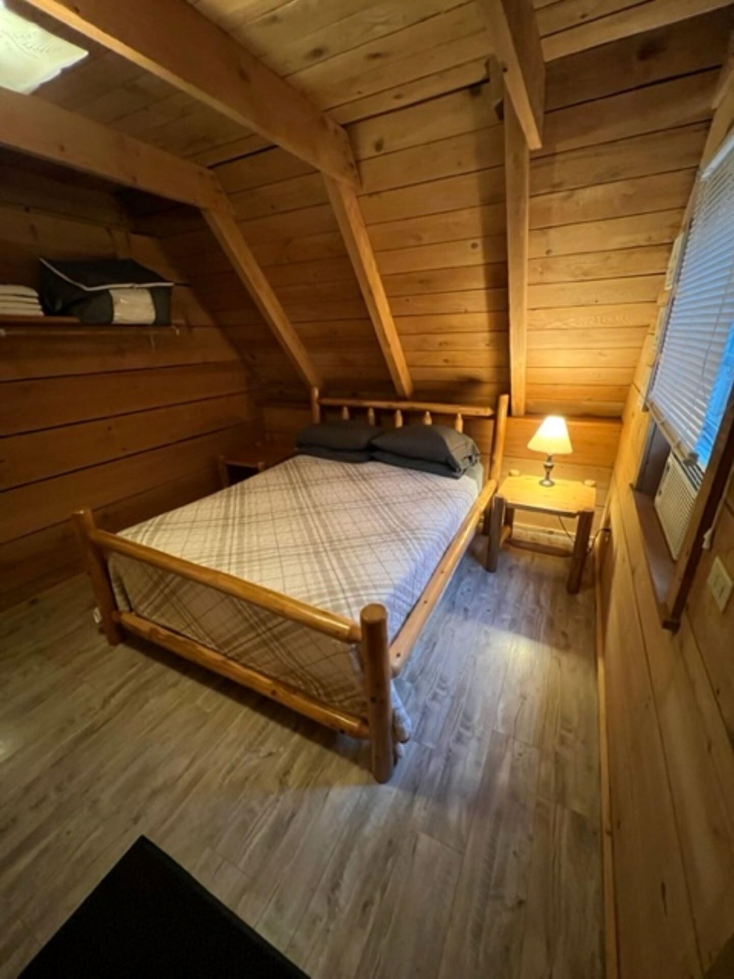 2 chambres, accès au Wi-Fi (inclus), literie fournie