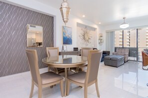 Interior - Newly Remodeled -- Flawless King Bed Suite with Luxurious Patio - Outdoor TV! (Puerto Penasco)