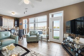 Smart TV y reproductor de DVD 