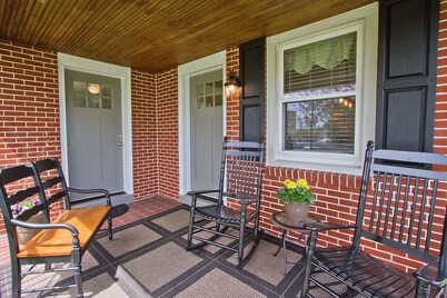 Cottage Style guest house centralized in Lancaster County