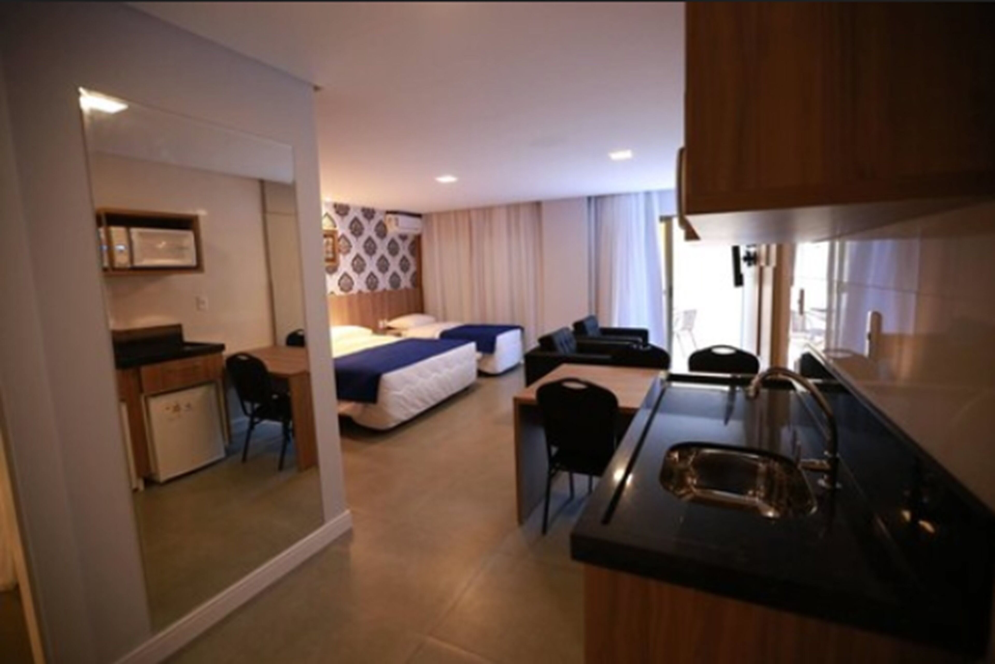 luxury room, balcony | minibar, desk, free wifi, bed sheets