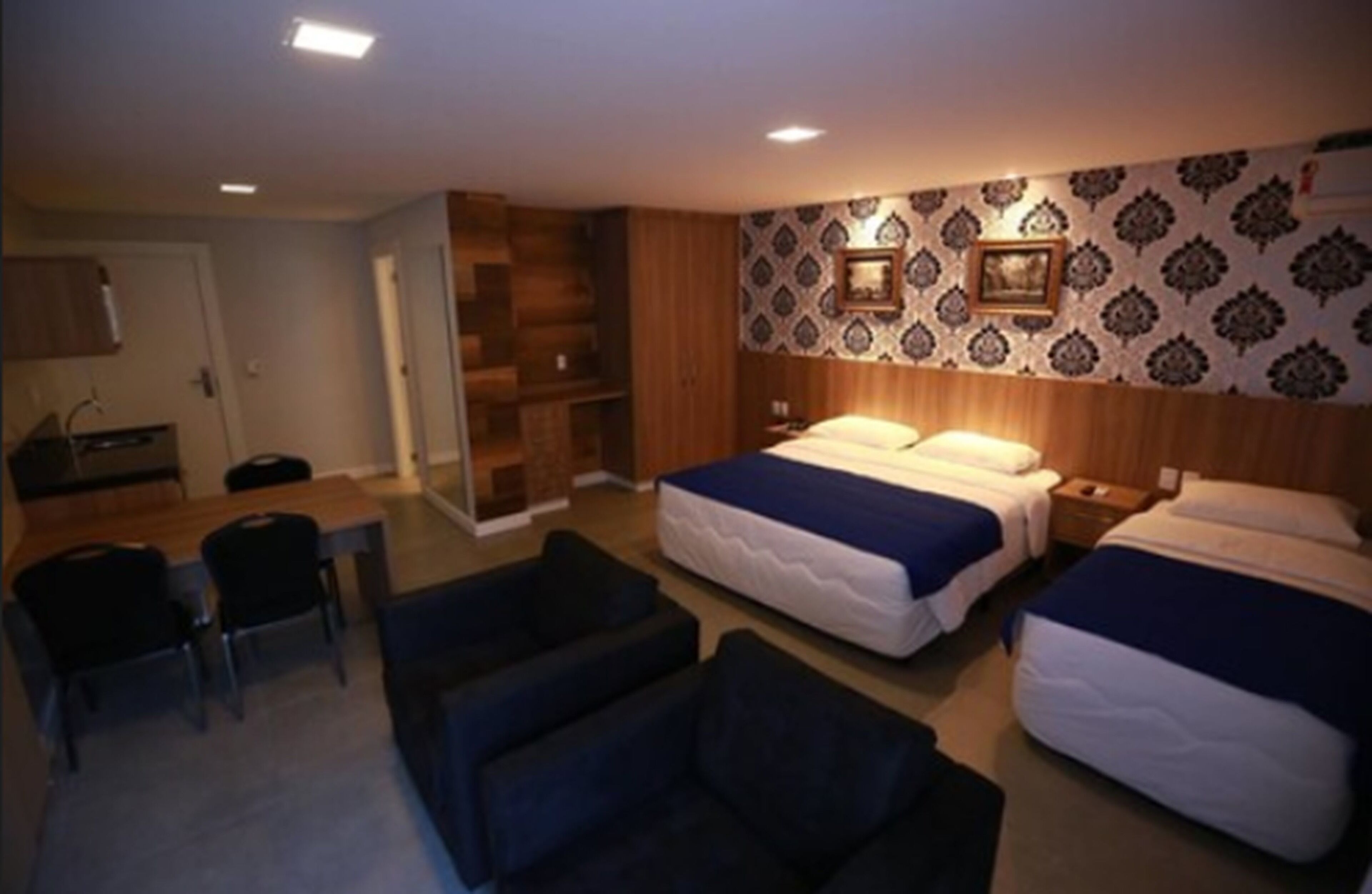 luxury room, balcony | minibar, desk, free wifi, bed sheets