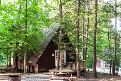 Reel Simple - Pet Friendly with Hot Tub