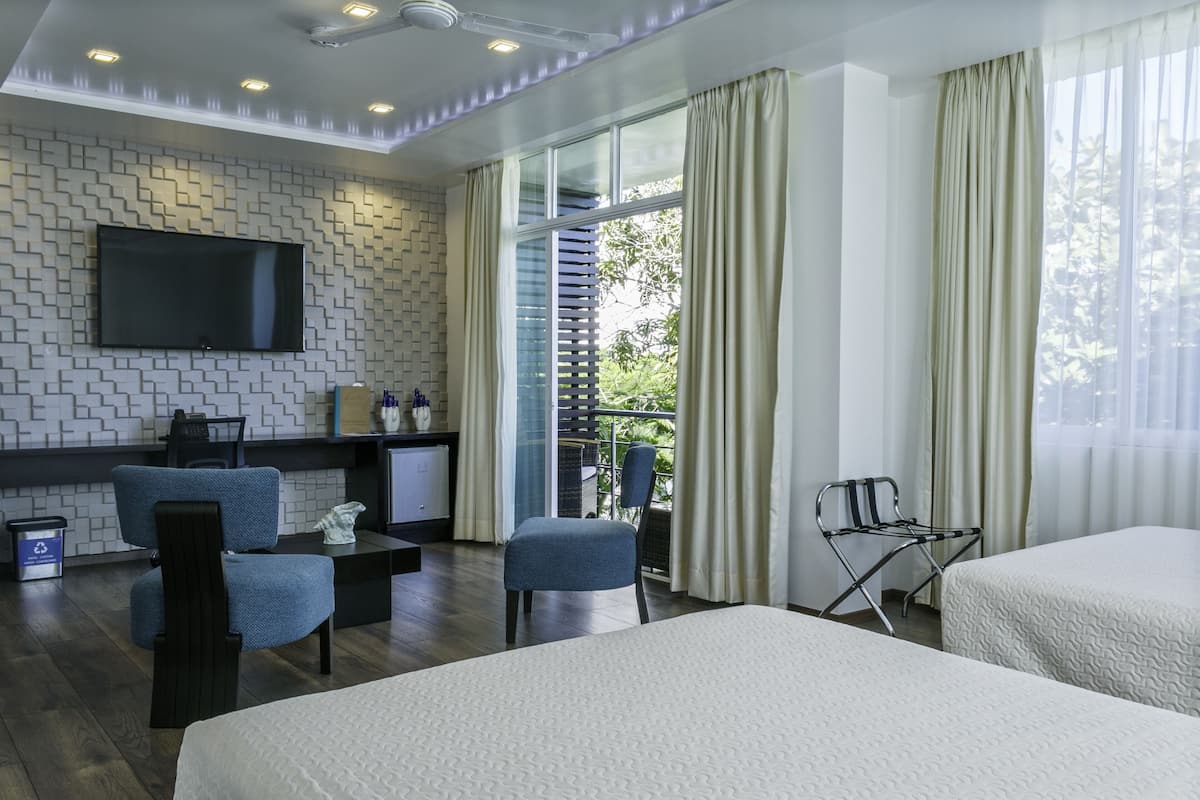 superior double or twin room | 1 bedroom, in-room safe, individually decorated, individually furnished