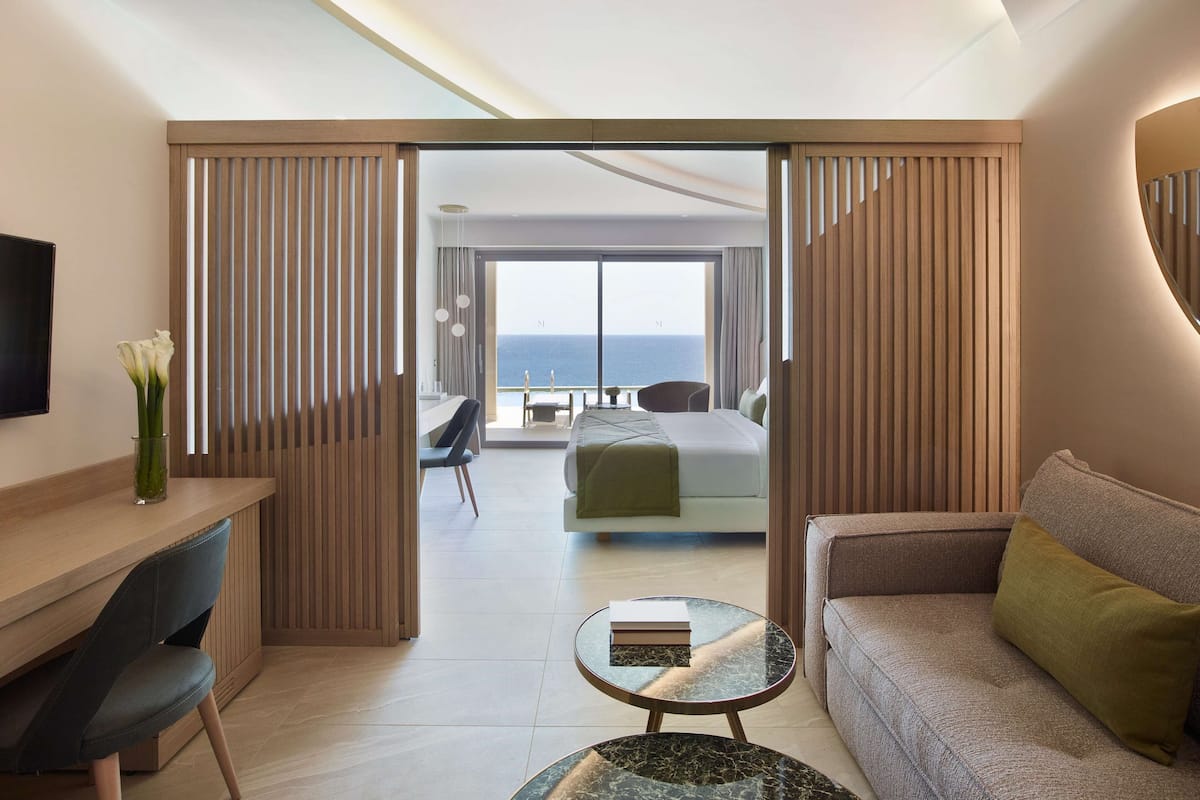 Premier Suite, Sea View (Bungalow, Swim up) | 1 bedroom, premium bedding, free minibar, in-room safe