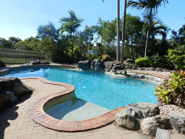 Outdoor pool - Hay Point Country B&B (Hay Point)