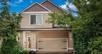 Plano de planta moderno y moderno Beaverton Portland Family Home con WIFI cerca de Intel, Nike. 5 minutos a pie a MAX