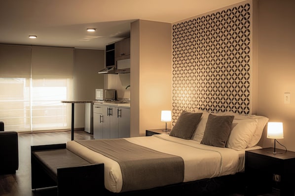 1 bedroom, premium bedding, minibar, in-room safe