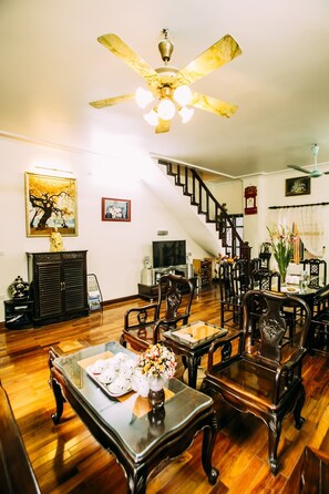 Room, 2 Queen Beds | Living room
