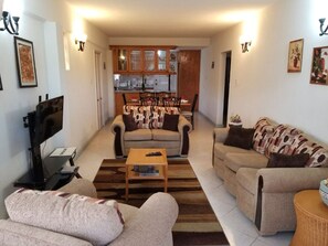 Télévision à écran plat