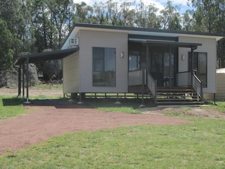 Exterior. Just Red Wines Vineyard Cabins